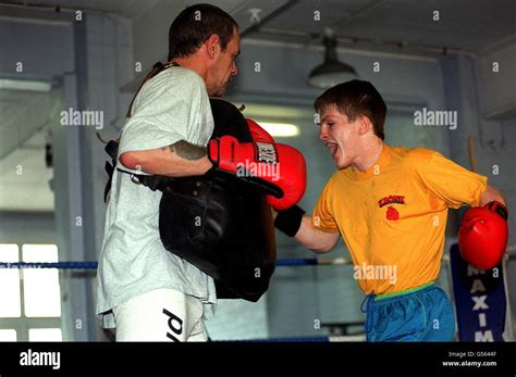 Boxing Ricky Hatton training Stock Photo - Alamy