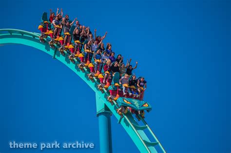 Leviathan at Canada's Wonderland | Theme Park Archive