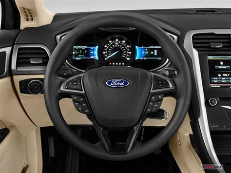 2016 Ford Fusion Pictures: | U.S. News