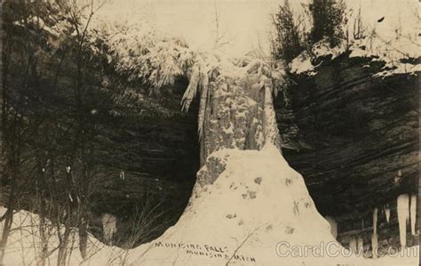 Munising Falls Michigan Postcard