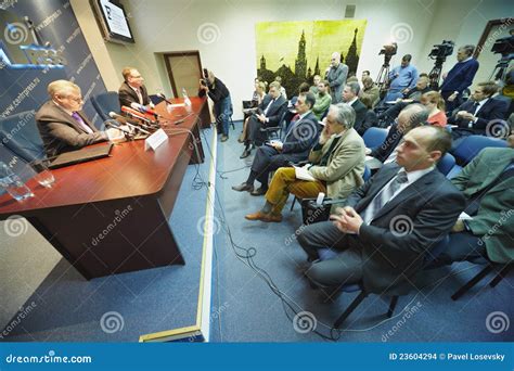 Journalists Ask Questions during Press Conference Editorial Stock Image - Image of foreign ...