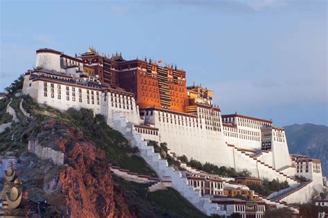 Le palais du Potala - Tibet » Vacances - Arts- Guides Voyages