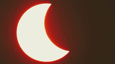 Warning: Risks of Observing the Annular Solar Eclipse Without Eye Protection, Cuban Society of ...