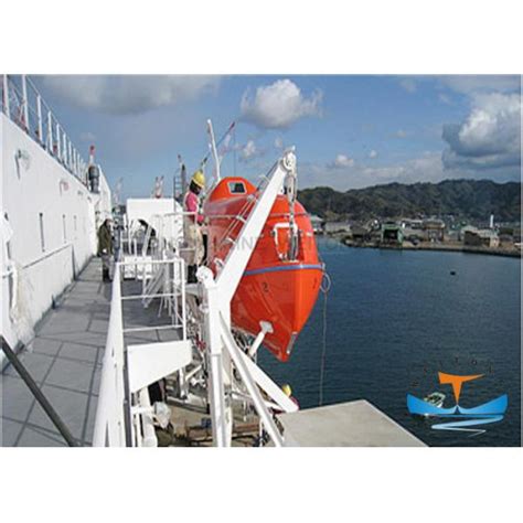 China Gravity Lifeboat Davit Types , Ocean Marine Davits For Totally ...