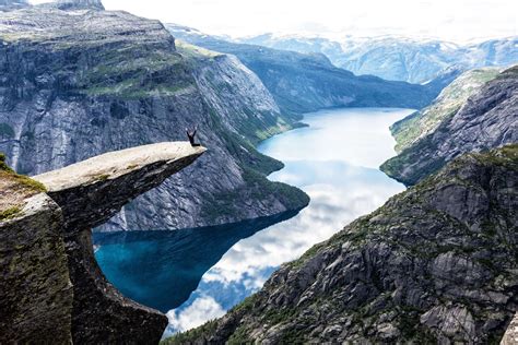 Norway Bucket List: 20 Epic Things to do in Norway | Earth Trekkers