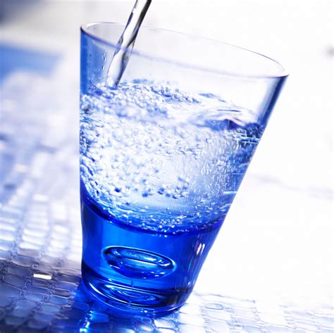 pseudoparanormal: Drink 8 Glasses of water a Day?