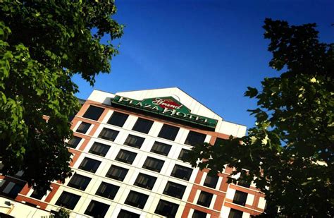 Grand Plaza Hotel in Branson, MO - Branson Travel Office