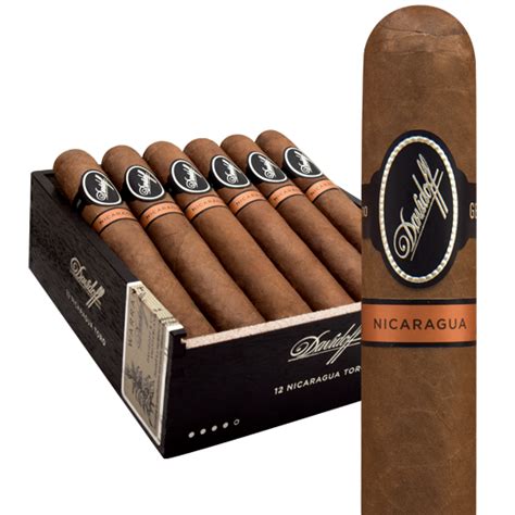 The 10 Best Nicaraguan Cigars for 2017 | Holt's Cigar Company