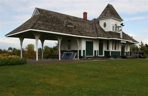 Ridgeway station (Fort Erie Railroad Museum) on 3.10.2009 at Fort Erie ...