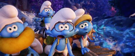 Smurfs: The Lost Village movie review (2017) | Roger Ebert