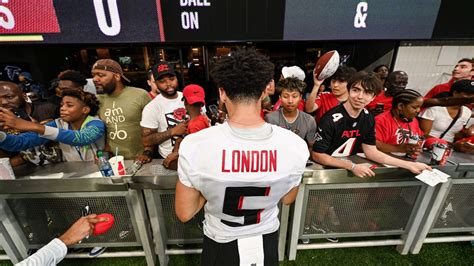 Notes, observations from Falcons open practice at Mercedes-Benz Stadium