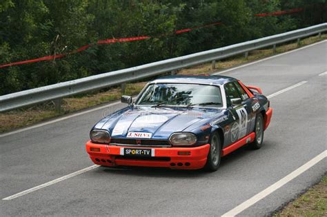 Jaguar XJS Racing At Rampa Da Falperra 2012 Editorial Photo - Image: 25605621