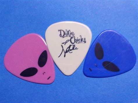 Dixie Chicks - Vintage Guitar Picks And Things