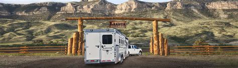 America's #1 Sold Living Quarters Horse Trailer | Lakota Horse Trailers » Home – Bighorn Horse ...