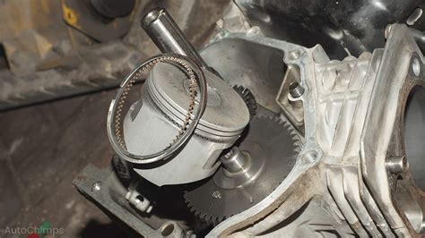 Symptoms Of Bad Valve Seals And Piston Rings [+ Replacement Cost]