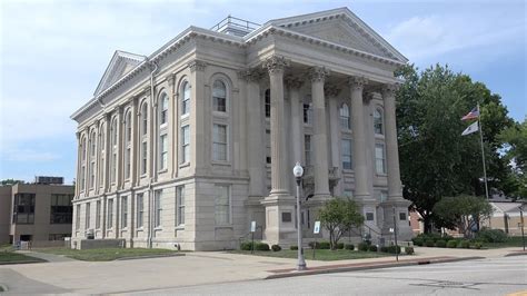 Dearborn County, Indiana Courthouse, Lawrenceburg, Indiana - YouTube