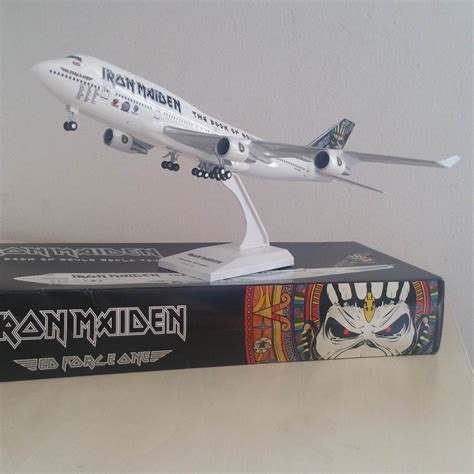 Iron Maiden - Ed Force One Model 1/200 - Iron Maiden Collector