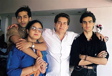 When Salim Khan Had Revealed He Wasn't Allowed To Meet His Mother For ...