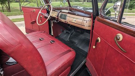 1940 Ford Deluxe Convertible - Mecum Auctions