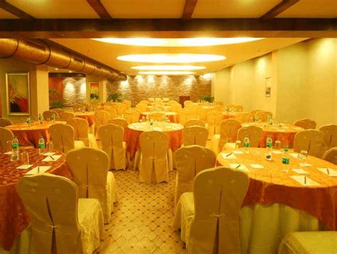 Sai Palace Andheri East, Mumbai | Banquet Hall | Wedding Hotel | WeddingZ.in