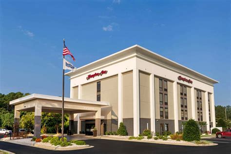 15 Best Hotels in Goldsboro, NC for 2024 (Top-Rated Stays!)