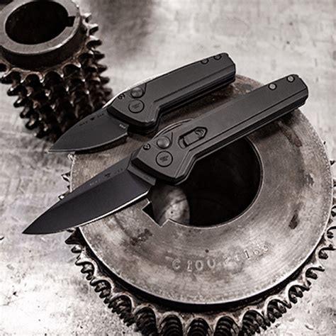 Buck® Knives OFFICIAL SITE - Quality Knives Since 1902