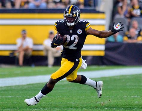 Steelers RB Najee Harris Passes 1,000-Yard Rushing Milestone - Steelers Now