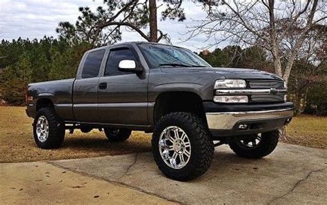 RedneckBuddy2 | Chevy trucks silverado, Chevy trucks, Lifted chevy trucks