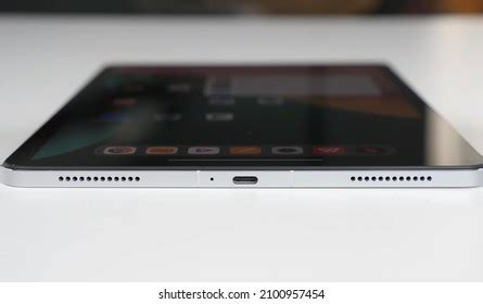 14 Xiaomi Pad 5 Images, Stock Photos & Vectors | Shutterstock