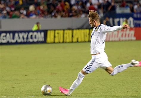 Goal of the Week: David Beckham free-kick shows the Brazilians how it's ...