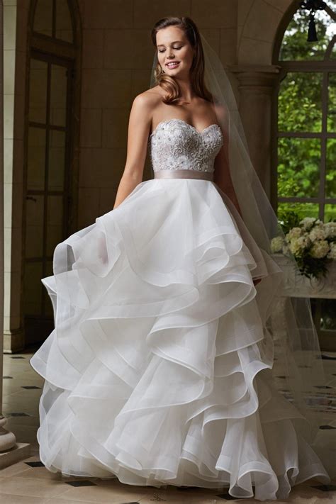 2015 Backless Organza Wedding Gowns Sweetheart Puffy Skirt With Beads Appliques Body Bridal Gown ...