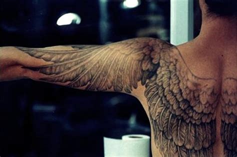 35 Breathtaking Wings Tattoo Designs | Art and Design