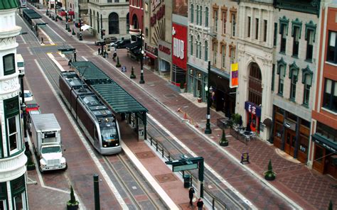 Houston’s MetroRail shows the way — How to fit urban rail into Austin’s Guadalupe and Lamar ...