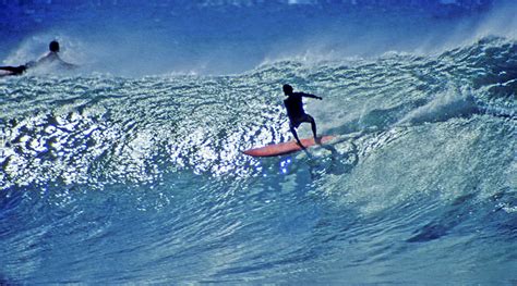 THE LEGEND OF EDDIE AIKAU | SURFLINE.COM