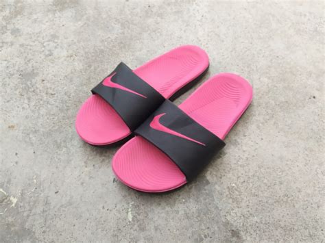 Nike Kawa, Women's Fashion, Footwear, Flipflops and Slides on Carousell