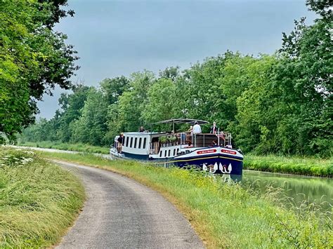 A Luxury Barge Cruise Along The Burgundy Canal