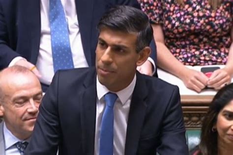 PMQs: Commons erupts after Sunak mocks Starmer for bringing 'prepared scripts'