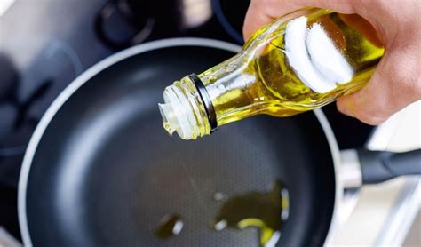 A Complete Guide to Using Olive Oil for Deep Frying - Flab Fix