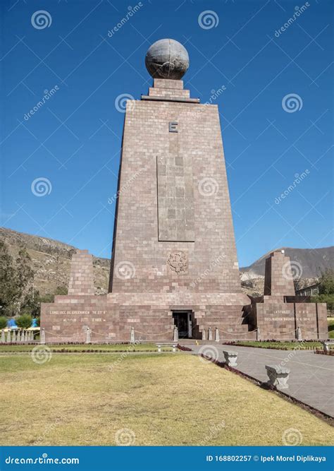 The Middle of the World Monument (La Mitad Del Mundo) Stock Image - Image of mitad, destination ...