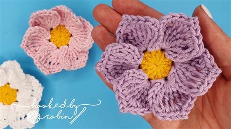 The Olivia Flower | How to Crochet a Simple Flower (Easy Tutorial) 🌺 - YouTube