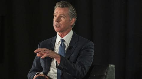 Gov. Gavin Newsom encourages COVID vaccines in Southern California ahead of winter season ...