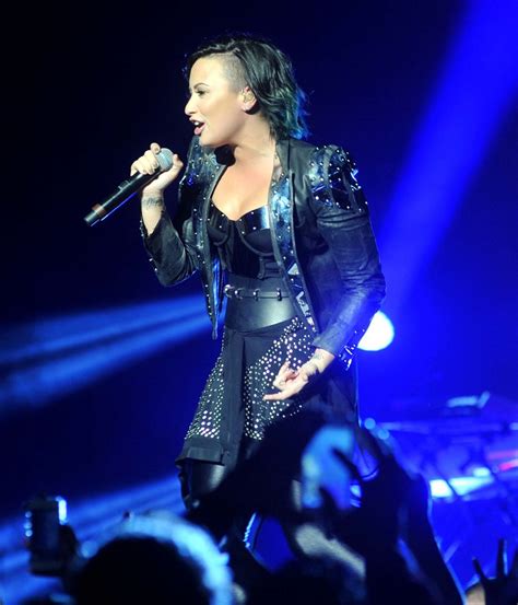 Demi Lovato Performs at Neon Lights World Tour in Dublin • CelebMafia