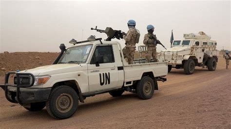 Mali urges immediate end to UN Minusma peacekeeping mission - BBC News