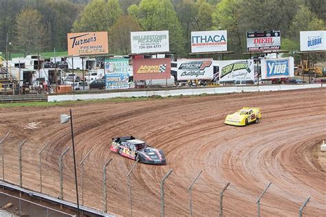 Lernerville Speedway | Pittsburgh | Slideshows | Pittsburgh City Paper