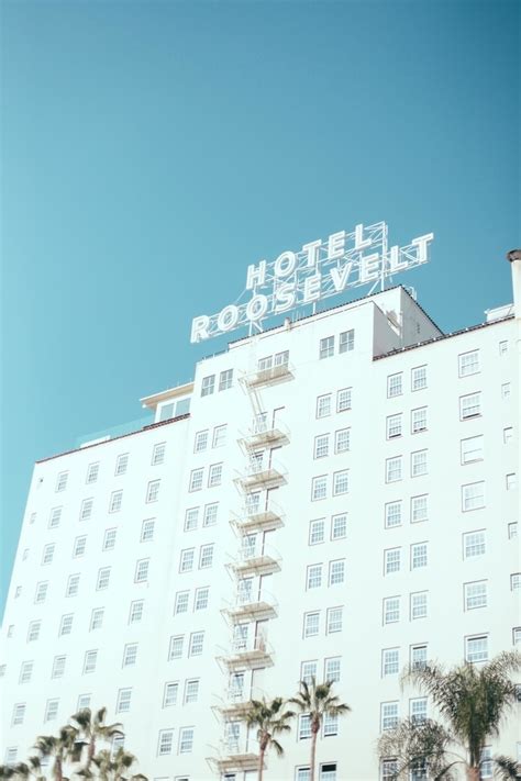 (Hotel Roosevelt.)