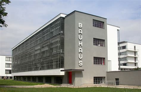 Lessons from the Bauhaus School of Art and Architecture | http://Supermodern.Bauhaus2Yourhouse.com