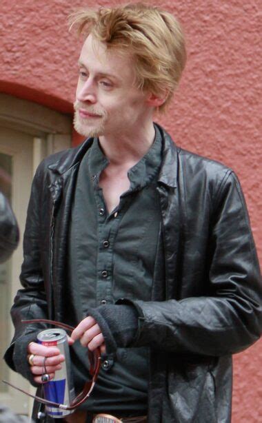 Macaulay Culkin Net Worth: Career & Lifestyle [2025 Update]