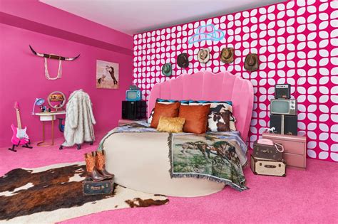 See Inside Airbnb's Real-Life Barbie Dreamhouse