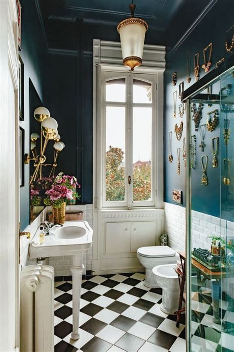 Stylish Ideas for Wall Decor for Bathroom - Decoholic