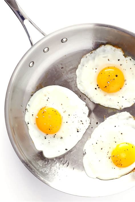 How To Make Fried Eggs -- 4 Ways! | Gimme Some Oven